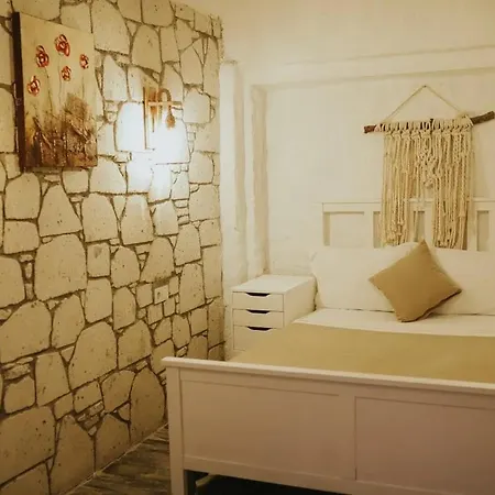 Alaçatı Sunset Butik Hotel *