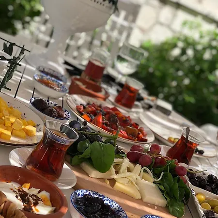 Alaçatı Sunset Butik *