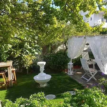 Alaçatı Sunset Butik *