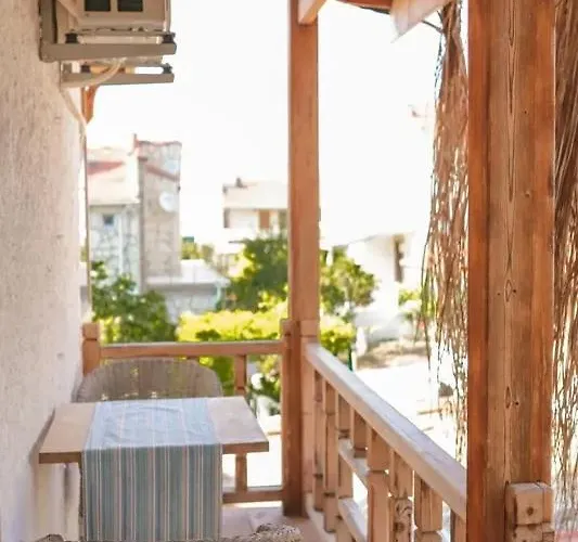 Alaçatı Sunset Butik *