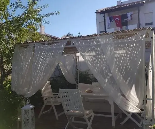 Alaçatı Sunset Butik *